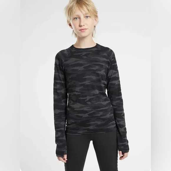 Athleta Other - Athleta Girl Printed Power Up Black Camo long Sleeve top shirt. Girls XXL/16